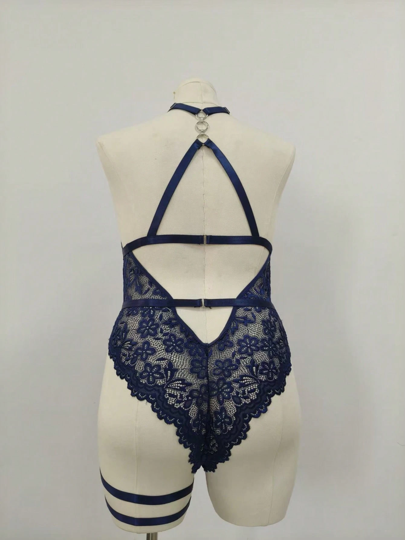 Blue Lace Wireless Bodysuit Wi – Garter Belt Set Bewertung und Preis