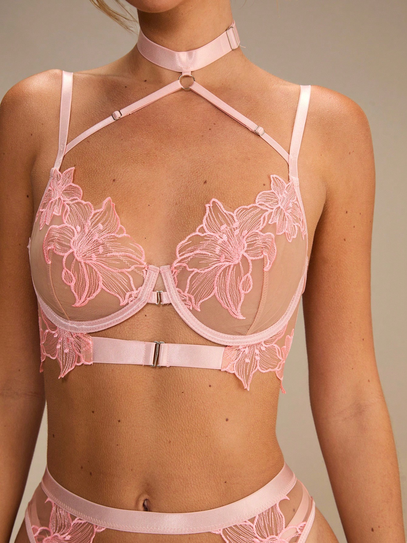 Pink Floral Lace Sheer Front-O – Garter Belt Set Bewertung und Preis